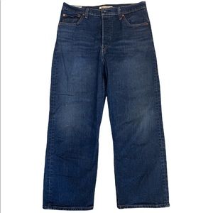 Levi rib cage straight jeans - dark wash - waist is 32